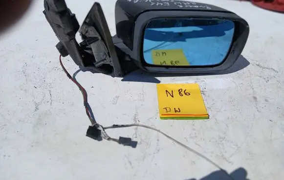 BMW 3 E46 Front door electric wing mirror