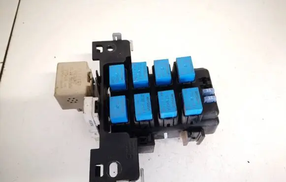 Subaru B9 Tribeca Fuse box set rb500200b