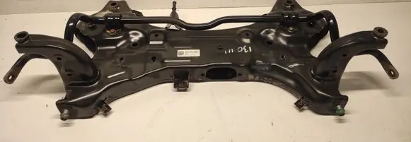 Hyundai i30 Front subframe 62401G4AA0