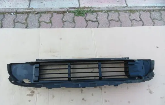 Radiator trim