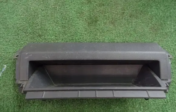 Jeep Cherokee Dashboard storage box/compartment 1406621