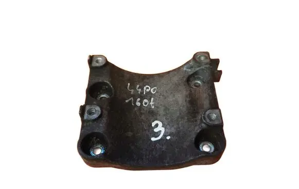 Honda Accord Engine mounting bracket 
