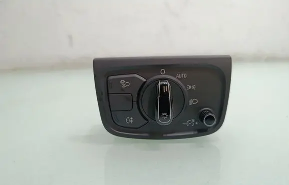 Light switch