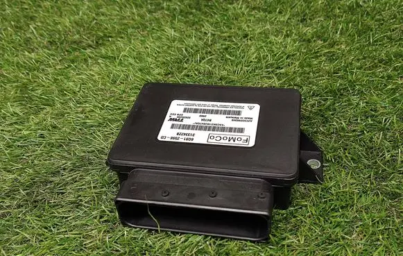 Volvo XC60 Hand brake control module 31334228 6G912598CD
