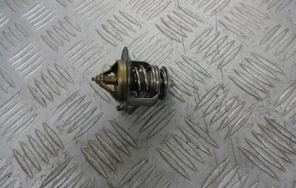 Nissan Primera Thermostat U761