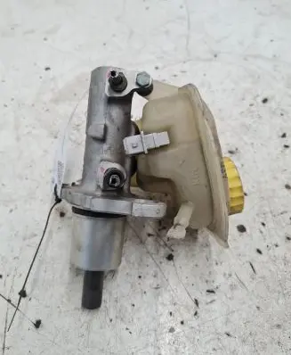 Audi A4 S4 B5 8D Master brake cylinder 4D0611021A