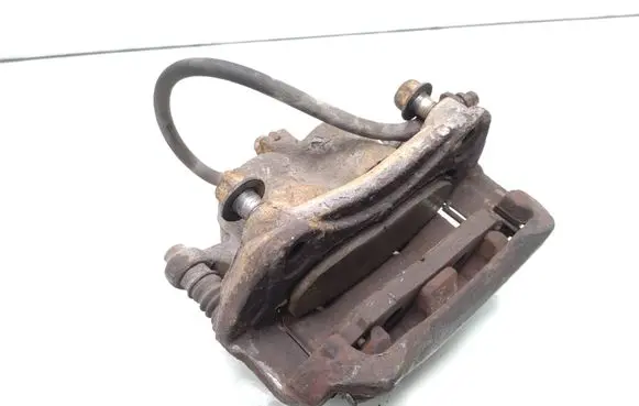 Nissan Navara D40 Front brake caliper