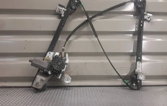 Chrysler Pacifica Front door window regulator with motor 992731101
