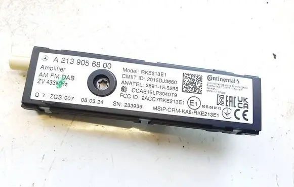 Mercedes-Benz EQB Antenna control unit a2139056800