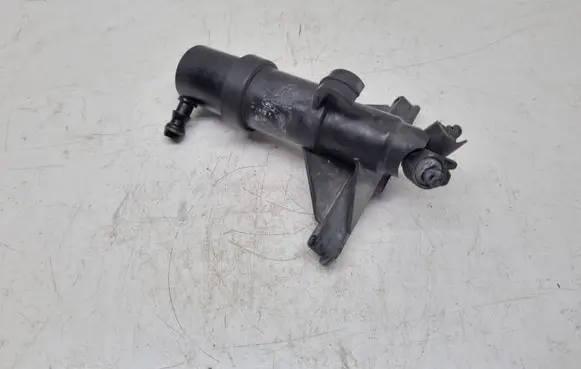 BMW 5 E60 E61 Headlight washer spray nozzle 030404