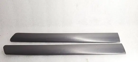 Dashboard glove box trim