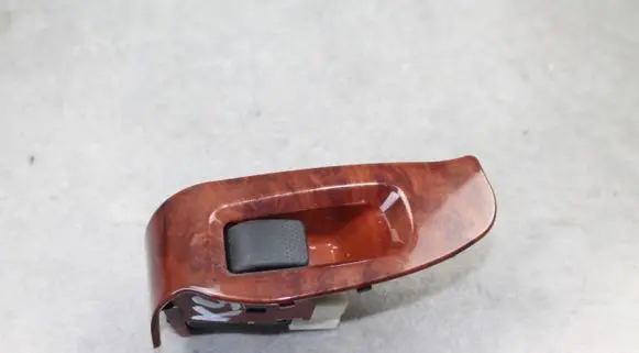 Subaru Outback Electric window control switch 83071AE04A
