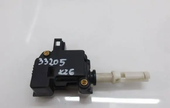 Volkswagen PASSAT B5 Tailgate boot lock/latch motor 3B0959781D