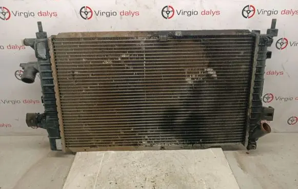 Opel Zafira B Coolant radiator