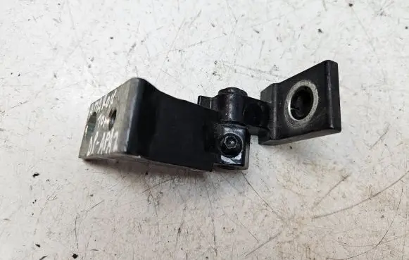 Volkswagen Amarok Front door lower hinge 8K0831402A