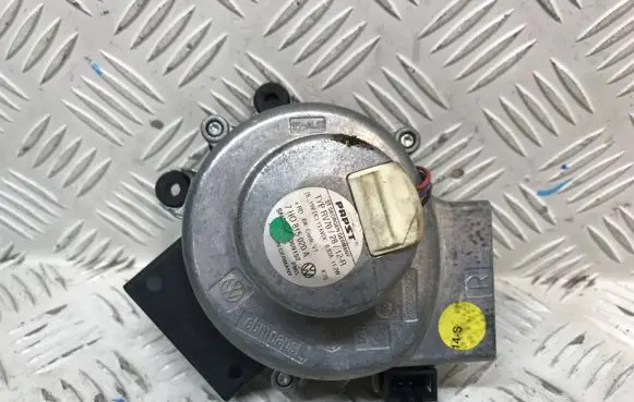 Volkswagen Multivan T5 Front door blower motor 7H0815020A 069157