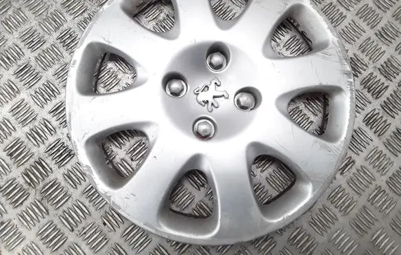 Peugeot 307 R15 wheel hub/cap/trim 9637630680