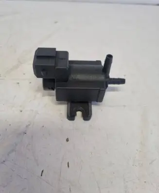 Volvo XC60 Turbo solenoid valve 70261300 12T025 31219977