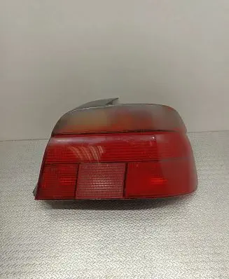 BMW 5 E39 Rear/tail lights 8358032 2VP00724002