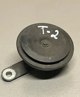 Toyota Avensis T250 Horn signal 28657623