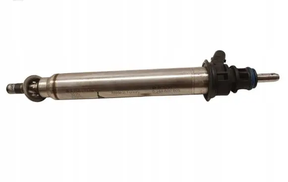 Mercedes-Benz CLA C118 X118 Fuel injector 