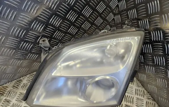 Opel Signum Headlight/headlamp 15588700 5DV008290 5LA008379