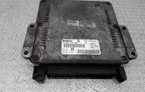 Peugeot 607 Engine control unit/module 0281010262 9637874080