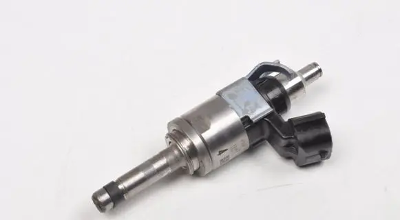 Mazda 3 Fuel injector PX9R132500