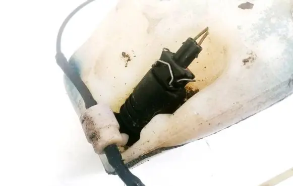 Volkswagen Sharan Windscreen/windshield washer pump