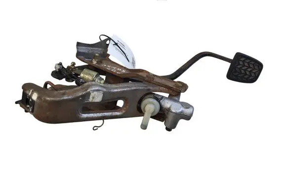 Toyota Avensis Verso Brake pedal 3132152010