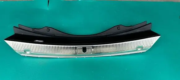 Audi A8 S8 D4 4H Trunk/boot sill cover protection 4H0863471