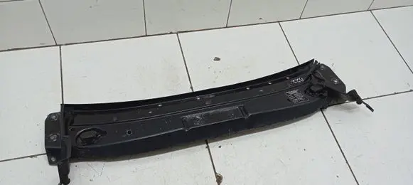 Mercedes-Benz ML W164 Top upper radiator support slam panel 2552224
