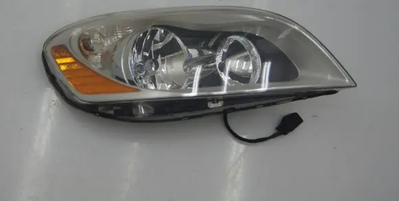 Volvo XC60 Headlight/headlamp 30763146 89902803