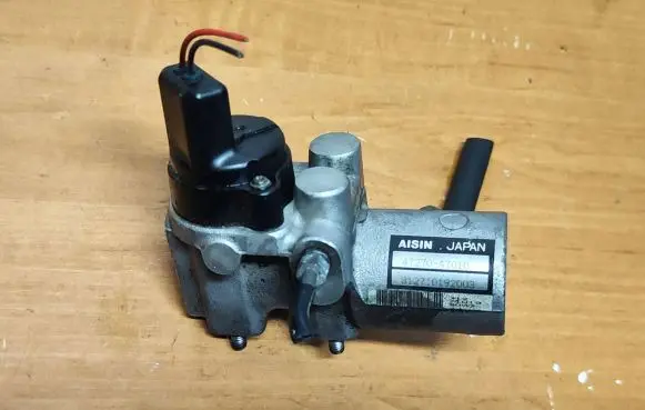 Toyota Prius (XW20) Master brake cylinder 4727047010 312710192003