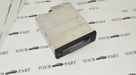 BMW 5 E60 E61 CD/DVD changer 9131850