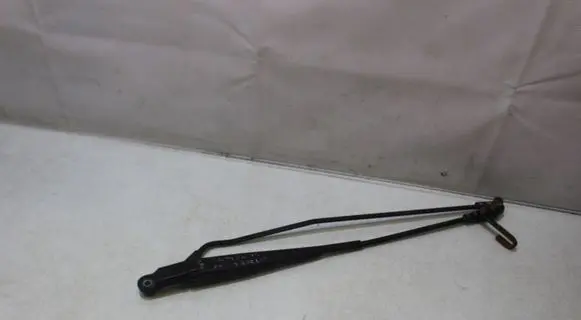 Citroen C1 Front wiper blade arm