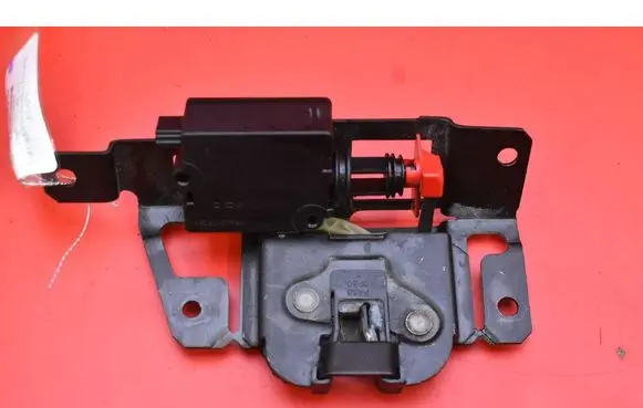 BMW X3 E83 Tailgate/trunk/boot lock/catch/latch 7057364