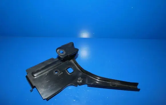 Jaguar XJ X351 Power steering pump mounting bracket AW93-16C956-AB 201010