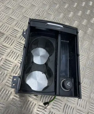 Land Rover Range Rover Evoque L538 Cup holder BJ32045H62DD 08259