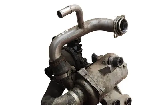 BMW 1 E81 E87 Water pump 70285320 101068 180907