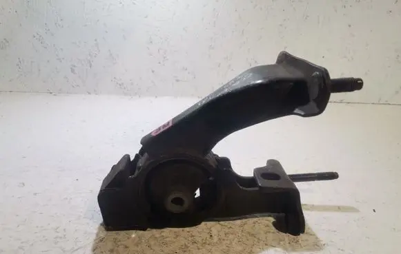 Toyota Corolla Verso AR10 Engine mount bracket