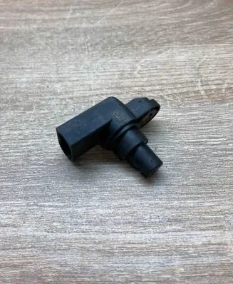 BMW 3 E46 Camshaft position sensor 2249320