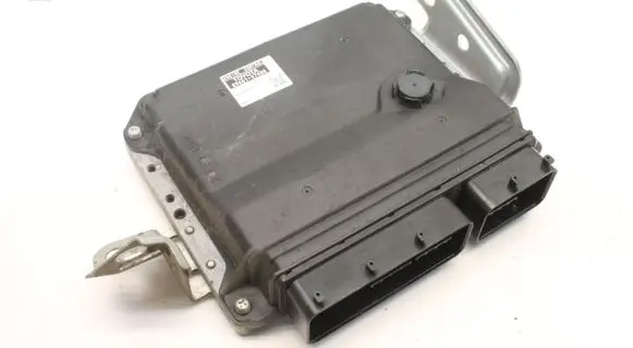 Toyota Prius (XW30) Engine control unit/module 8966147400 2754005581