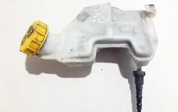 Ford Fusion Brake fluid reservoir 0335088494