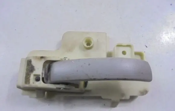 Dodge Caliber Front door interior handle 186204471