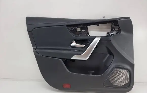 Mercedes-Benz CLA C118 X118 Front door card panel trim A1187204301