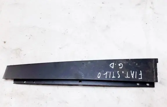 Fiat Stilo Rear door glass trim molding