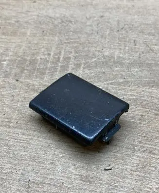Mercedes-Benz E W211 Front tow hook cap/cover A2118850026