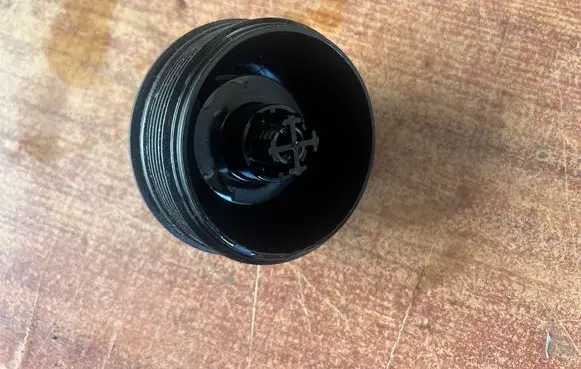 Volkswagen Caddy Oil filter cover 045115433E
