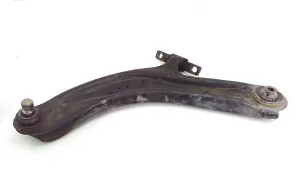 Nissan X-Trail T32 Front lower control arm/wishbone